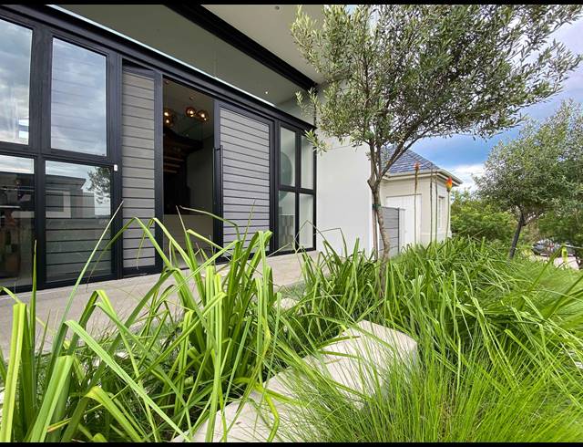 5 BEDROOM HOUSE FOR SALE IN STEYN CITY